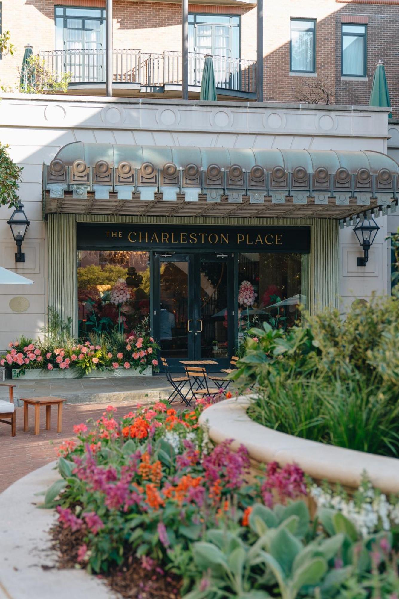 The Charleston Place Kültér fotó